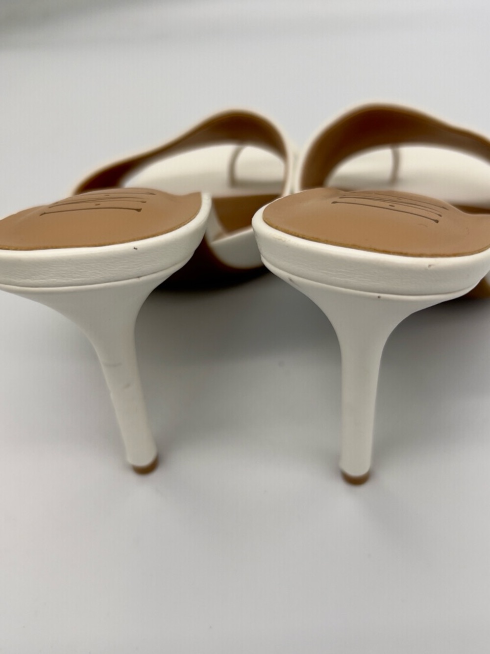 INC International Concepts White Open-Toe Slide Mules with Toe Loop - Picture 6 of 7
